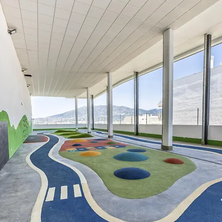 Vivi Homes - Luca Pool, Gym, & Sea View Fuengirola