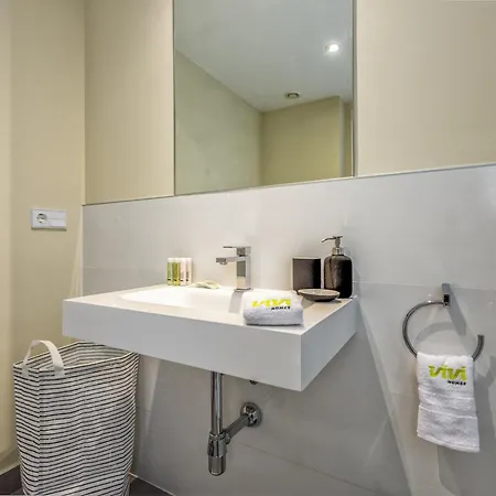 Vivi Homes - Luca Pool, Gym, & Sea View Fuengirola