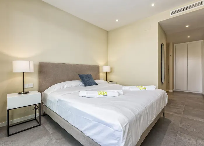 Daire Vivi Homes - Luca Pool, Gym, & Sea View